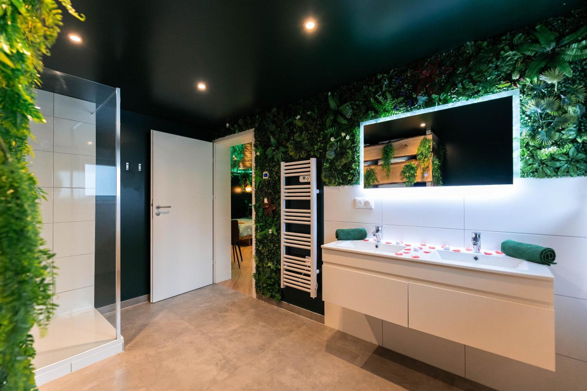 L'Oasis Tropicale, Jacuzzi, Love Room Roppenheim Exterior foto